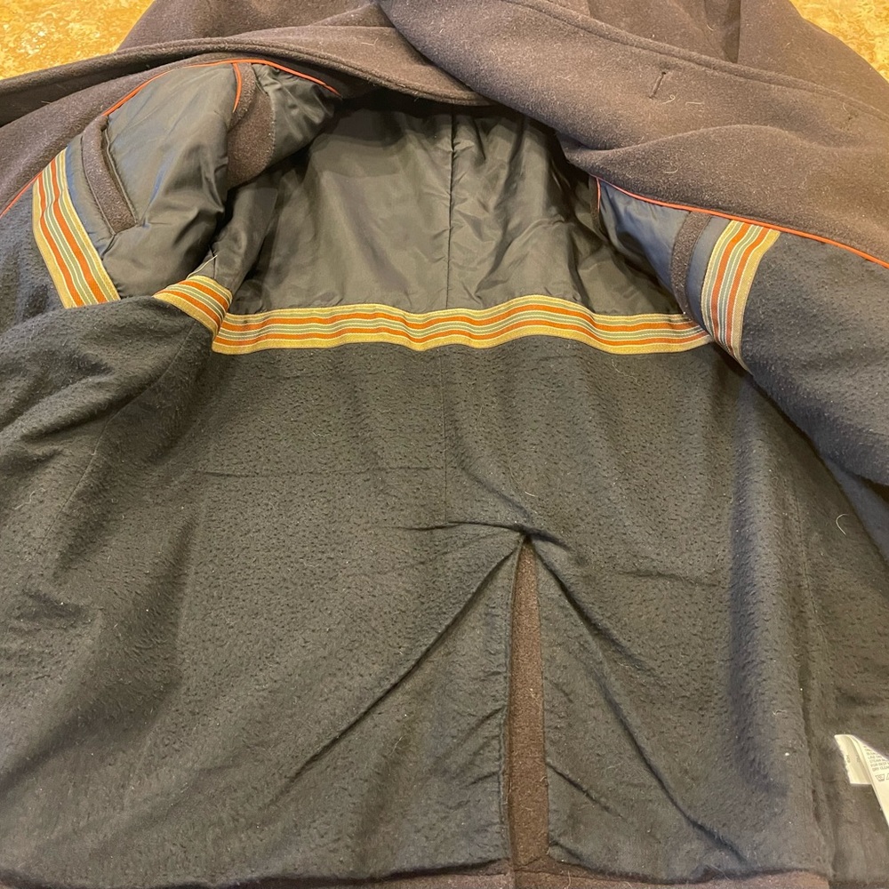 Coat - Picture 5 of 5